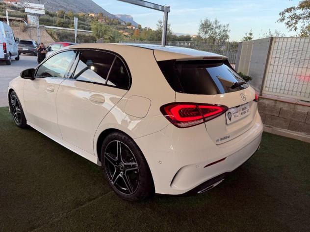 MERCEDES - Classe A A 200 d Premium Night edition auto - Foto 4