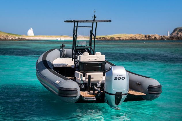 SEAWATER Phantom 230