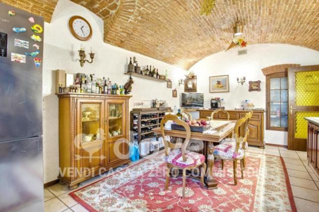Villa di 400 m² con più di 5 locali e posto auto in vendita a Rancio Valcuvia - Foto 12