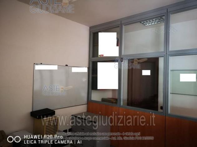 IMMOBILI-IMMOBILE COMMERCIALE-Via Monte Solarolo, 111/A - Foto 2