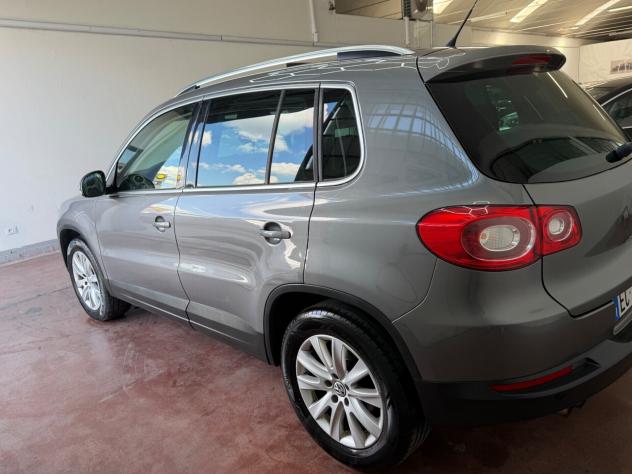 Volkswagen Tiguan 2.0 TDI DPF 4MOTION Sport & Style - Foto 6