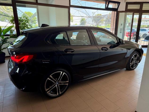 BMW - Serie 1 - 116d 5p. Msport Exterior - Foto 6