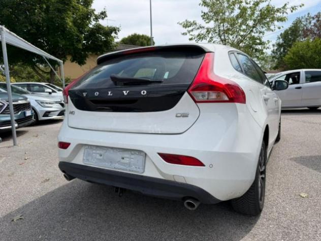 VOLVO V40 D2 Momentum Navi Led rif. 23779373 - Foto 3