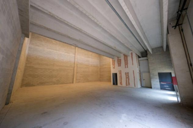 Immobile in asta di 720 m² in vendita a Casarile - Foto 8