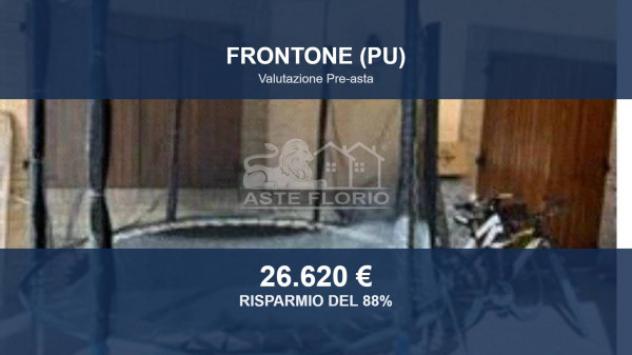 Immobile in asta di 323 m², box auto in vendita a Frontone