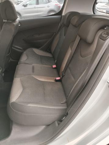 Peugeot 308 1.6 HDi 110CV 3p. Tecno (5 Marce) - Foto 10