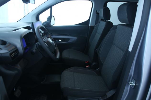 Opel Combo XL 1.5 BlueHDI S&S 130cv AT8 ELEGANCE PLUS 7 posti - Foto 7