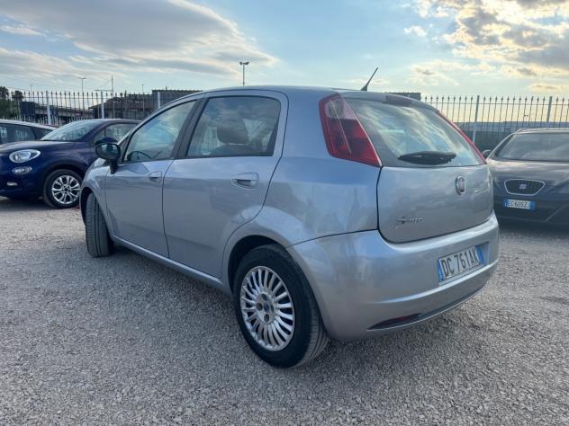 Fiat Grande Punto 1.3 MJT 75 CV 5 porte Dynamic - Foto 8