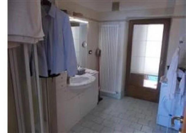 Immobile in asta di 240 m², box auto in vendita a Giovo - Foto 11
