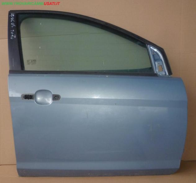 PORTA ANT.D. GRIGIO AZZURRO MET. C/ALZ. E SERR. NO MANIGLIA (B.ll.Sgn. Grd.) Carrozzeria Lamierati esterni Porte Porta ant. dx. FORD - FOCUS - 01-
