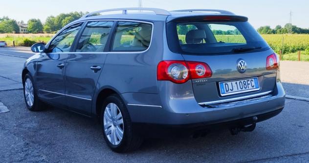 Volkswagen Passat 2.0 16V FSI 4mot. Var. Highline - Foto 7