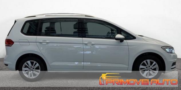 VOLKSWAGEN Touran 2.0 TDI 150 CV SCR DSG Comfortline BlueMotion Tech rif. 19035051 - Foto 8