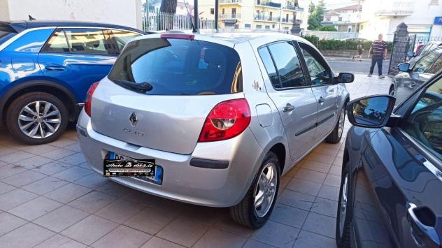 RENAULT - Clio - 1.5 dCi 85 CV 5p. Le Iene - Foto 5