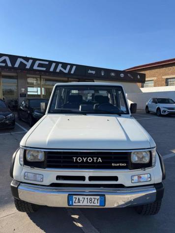 TOYOTA Land Cruiser II 2.4 turbodiesel SW LJ70 LX rif. 24067112 - Foto 2