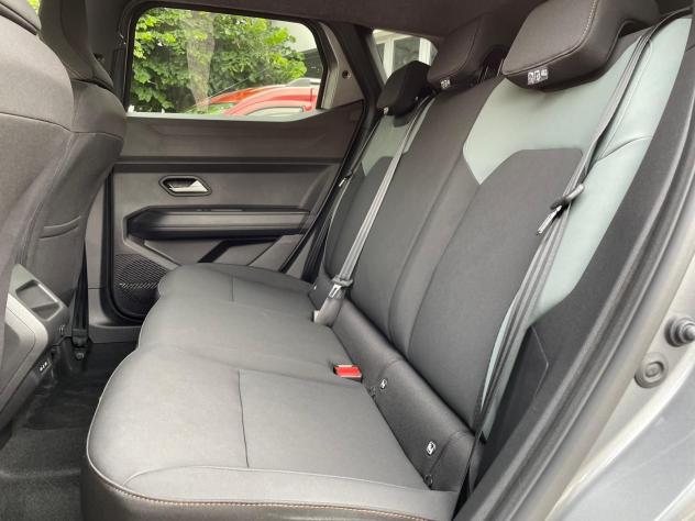 Dacia Duster 1.6 Hybrid 140cv Extreme - Foto 8