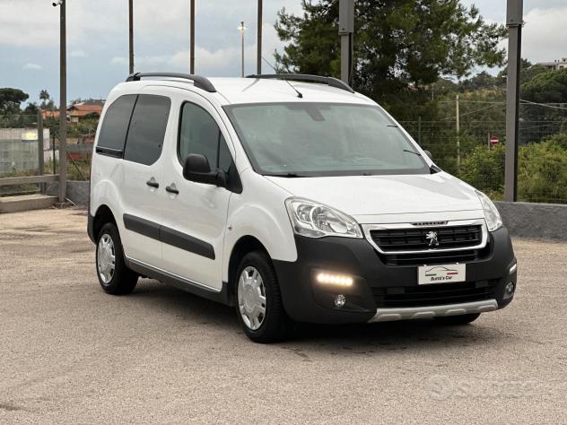 Peugeot Partner 1.6HDi Pianale ribassato Disabili - Foto 3