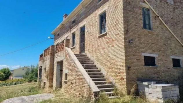 Immobile in asta di 157 m² con più di 5 locali in vendita a Monte Urano - Foto 8