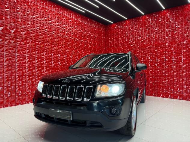 Jeep Compass 2.2 CRD Limited 2WD - Foto 7