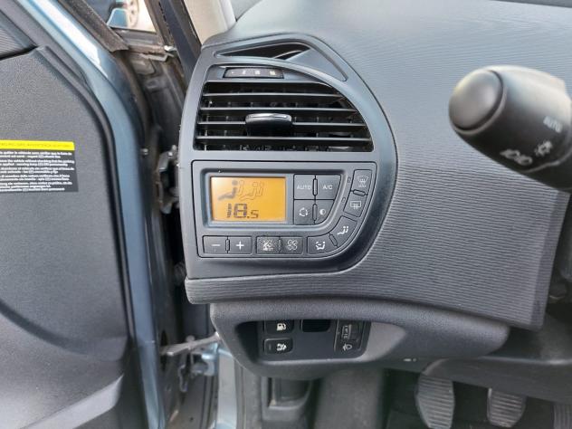 Citroën C4 Picasso 1.6 hdi 110cv E5B Seduction - Foto 8