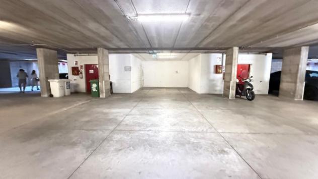 Immobile di 446 m² con più di 5 locali in affitto a Milano - Foto 14