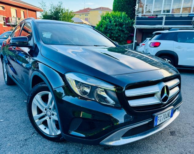 Mercedes-benz GLA 200 d Premium - Foto 2