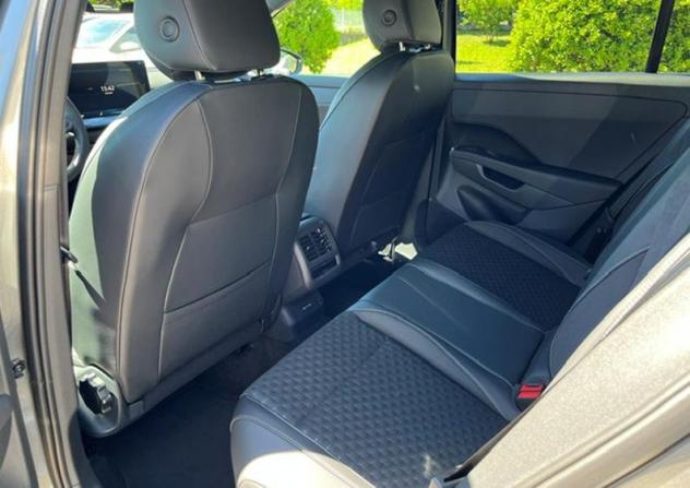 Volkswagen T-Roc 1.5 eTSI 110kW ACT R-Line DSG PREZZO VERO - Foto 7