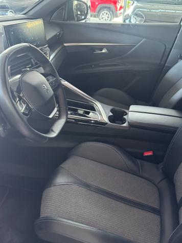 PEUGEOT 3008 HDi 130 S&S EAT8 Allure Pack FULL OPTIONAL IMMATRICOLAZIONE MAGGIO 2024 - Foto 8