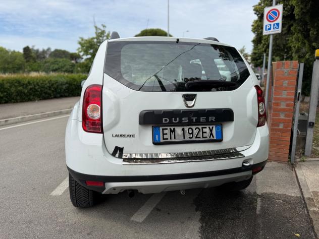 Dacia Duster 1.6 110CV 4x2 Laurte NEOPATENTATI - Foto 9