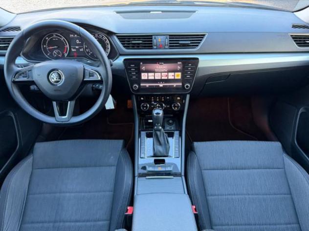 SKODA Superb 2.0 TDI 150 CV SCR DSG Wagon Executive rif. 24213455 - Foto 8