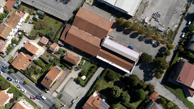 Capannone commerciale in vendita a Pontetetto - Lucca 1600 mq Rif: 1447847