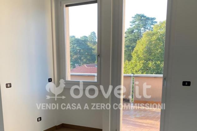 Attico / Mansarda di 220 m² con più di 5 locali e box auto in vendita a Varese - Foto 9