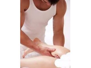 Massaggi - benessere Messina - Massaggiatore massaggio  sportivo-relax Tel:3201759972