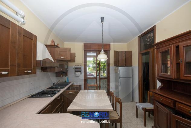 RIF. VIL9361 - VILLANTERIO - Affittasi appartamento di 4 locali, doppi servizi, balconi, box e area esterna. - Foto 9
