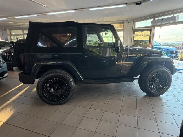 Jeep Wrangler 3ª serie 2.8 CRD DPF Sahara Auto - Foto 4