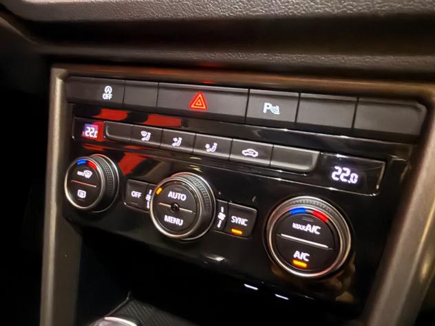 Volkswagen T-Roc 2.0 TDI SCR 150 CV DSG TETTO APRIBILE - Foto 6
