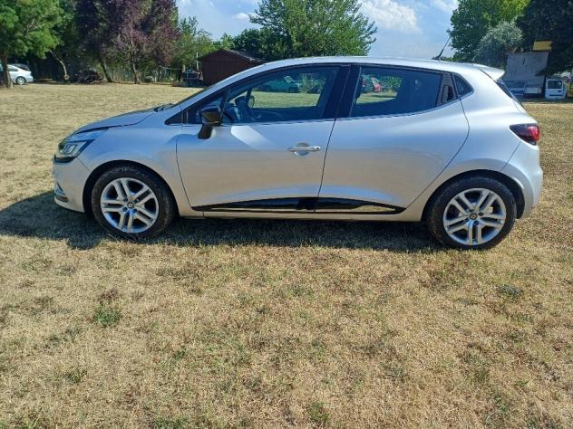 Renault Clio dCi 8V 75 CV 5 porte Moschino Zen - Foto 5