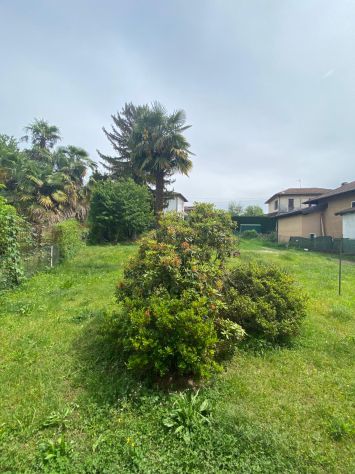 Travedona Monate - ampio appartamento con balcone, terrazzo e cantina - Foto 3
