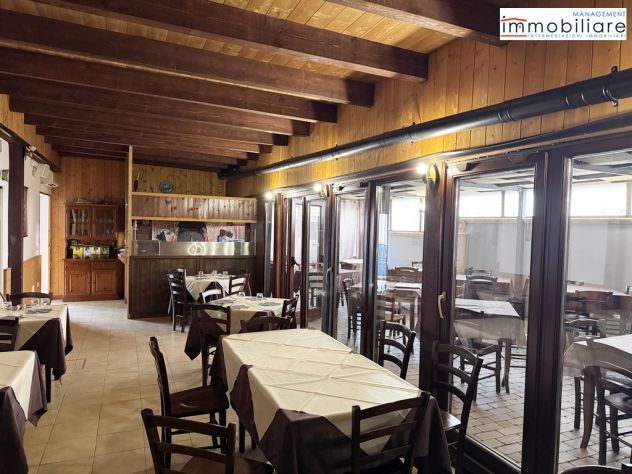 Ristorante pizzeria a Serrano - Foto 3