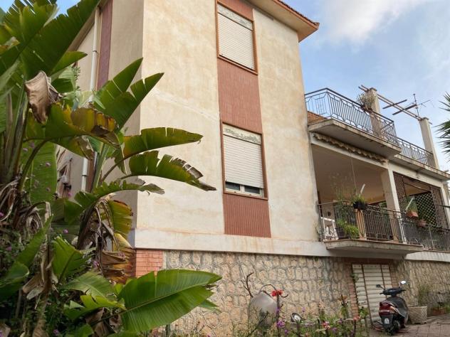 SAN LEONO VIA DEI GIARDINI VILLA MQ.250 CIRCA CON AMPIO GIARDINO - Foto 15