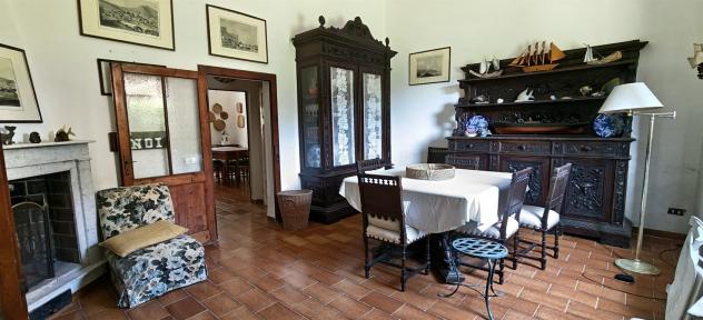 Villa d'epoca con ampi spazi esterni - Foto 9