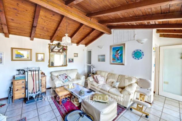 Appartamento di 110 m² con 3 locali e box auto in vendita a Varese - Foto 4