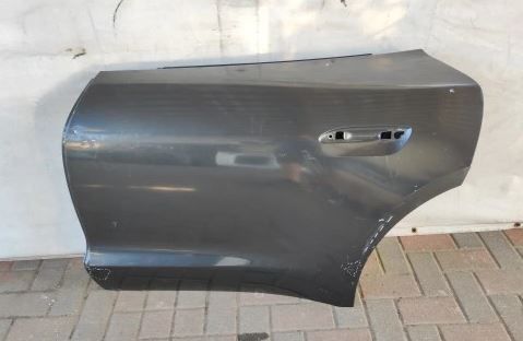 PORTA POSTERIORE SX PORSCHE TYCAN 2020