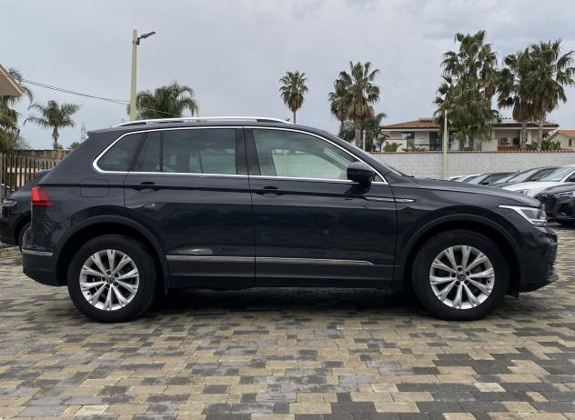Volkswagen Tiguan Life 2.0 TDI 122CV - Foto 7