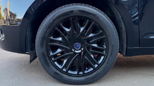 LANCIA 1.0 FIREFLY HYBRID 5P 69CV - NEOPATENTATI - Foto 4
