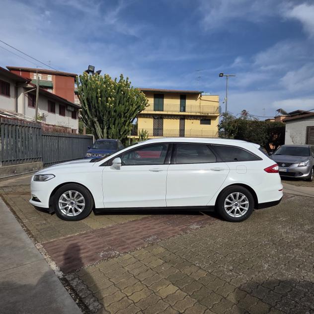 Ford Mondeo 1.5 TDCi 120cv S&S Business - Foto 2