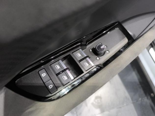 AUDI Q3 SPB 2.0 TDI 110 kW S tronic S Line edition rif. 24144348 - Foto 9