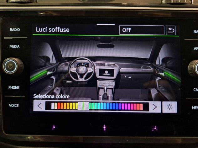 VOLKSWAGEN Tiguan 2.0 TDI DSG - VIRTUAL COCKPIT - APPLE - MATRIX - GAR.24 MESI - Foto 9