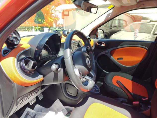 Smart ForFour 70 1.0 twinamic Safetown Silver - Foto 9