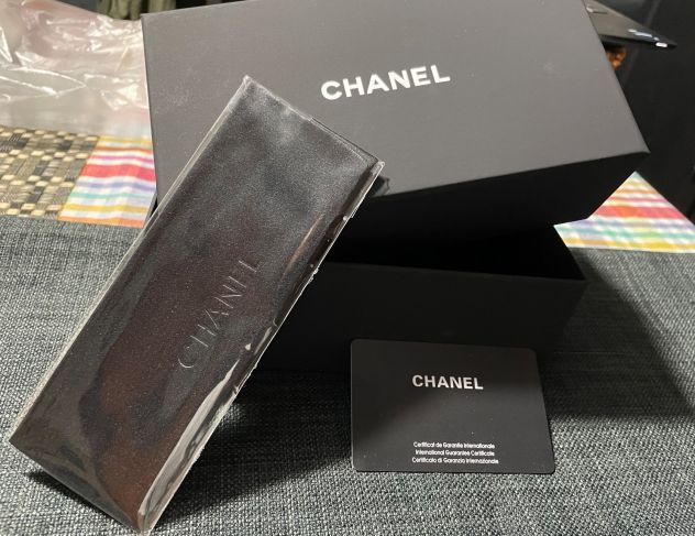 Occhiali da sole CHANEL - Nero e Bianco lucido - Nuovo