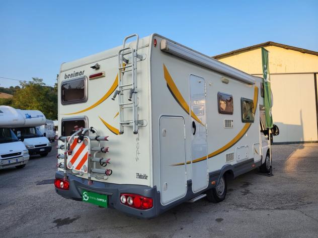 CAMPER BENIMAR FIAT MANSARDATO 7 POSTI DOPPIA DINETTE LETTI CASTELLO FOTOVOLTAICO GENERALI USATO - Foto 5
